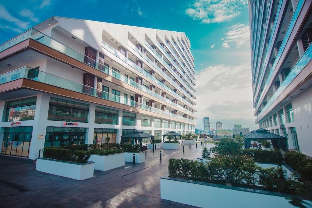 2 Bedroom Luxury Apartment @ The Signature Apartments Accra Exteriér fotografie